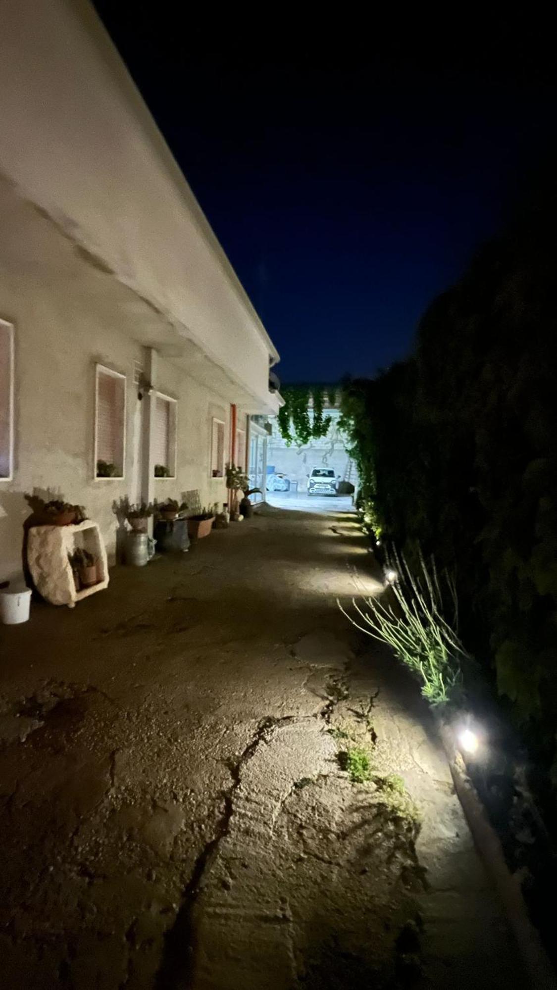 Готель Casa Genisi Шиклі Екстер'єр фото